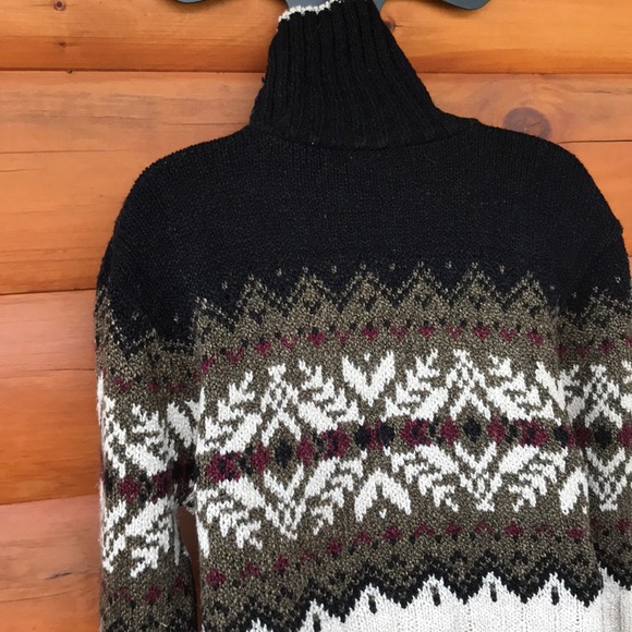 Sweater - Picture 5 of 6